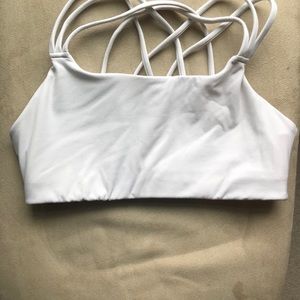 athleta hyper focused white sports bra